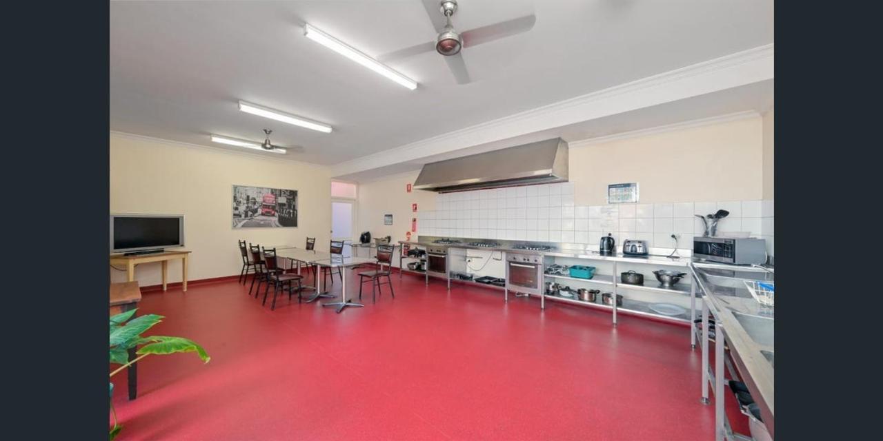 Emu Backpackers Perth - Note - Valid Passport Required For Check In Hostel Kültér fotó